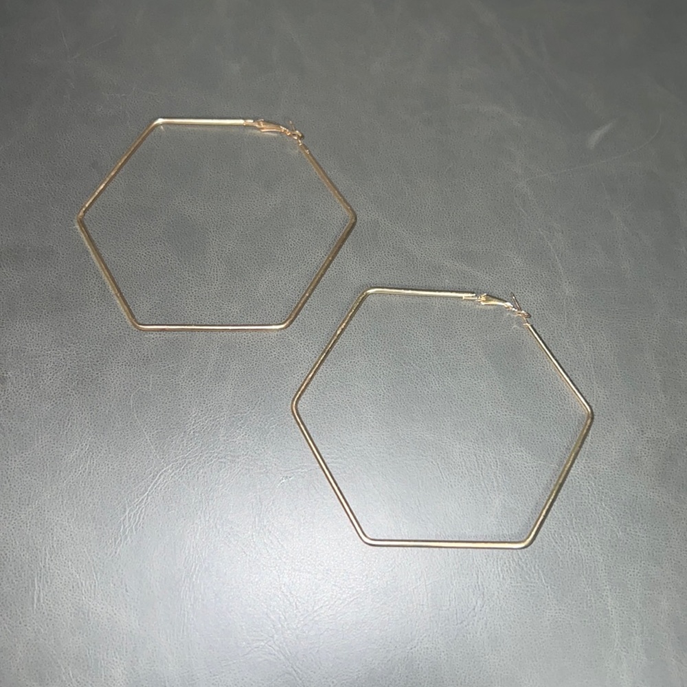 Hexagon hoop earrings